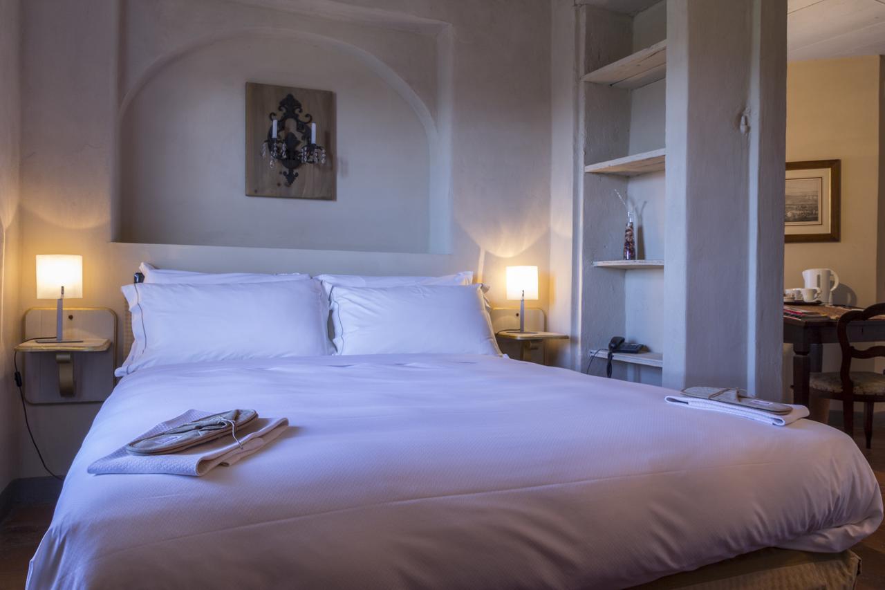 Antico Borgo Hotel คูเนโอ ภายนอก รูปภาพ